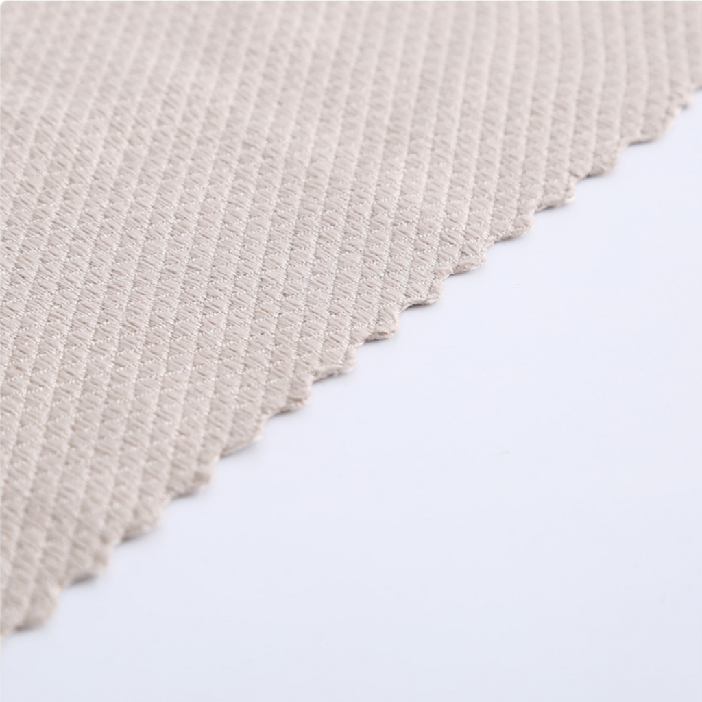 The wonder Microfiber Cleaning and Polishing Cloths Non-Abrasive, Reusable and Washable