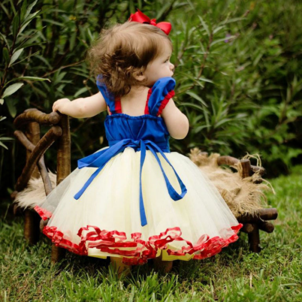 Snow White Costume 10663