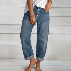 Women's Straight Fit Jeans 30402