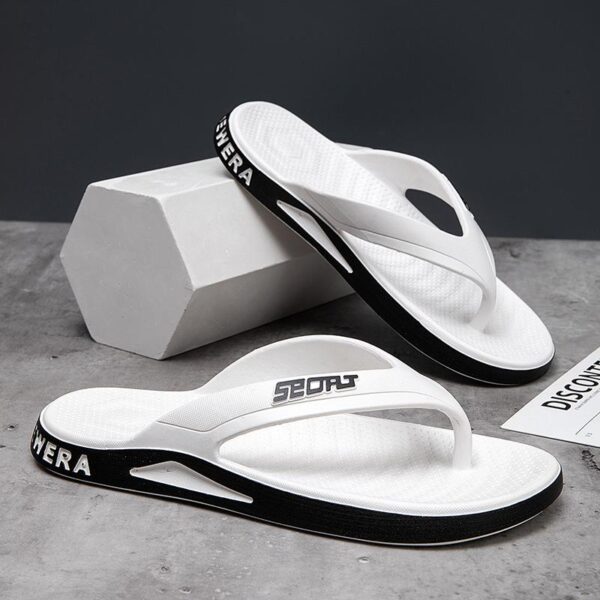 Stylish Men's Summer Flip-Flops - Non-Slip Beach Sandals